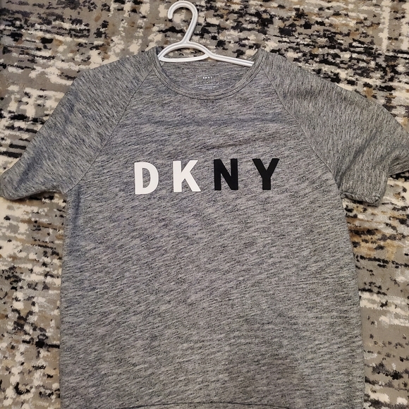 Men's dkny shirt. - Picture 1 of 2